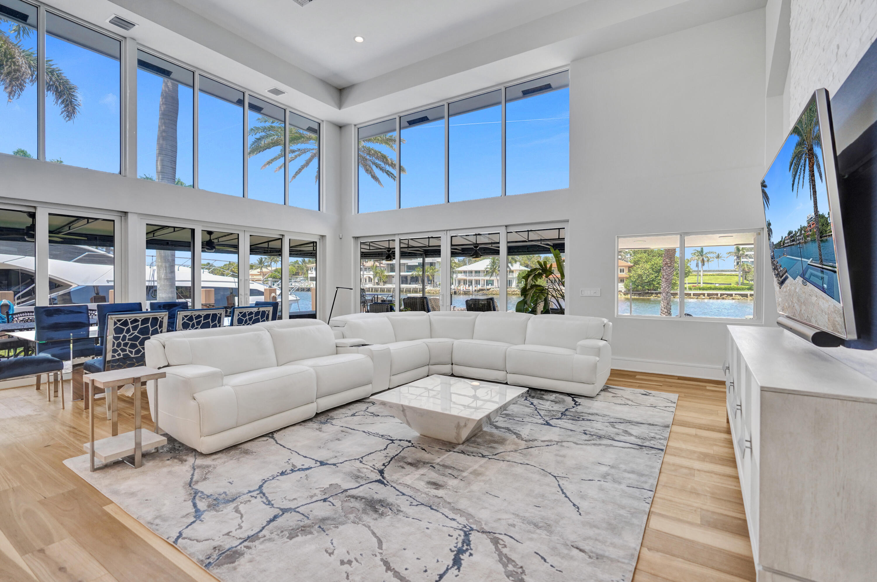961 Iris Drive