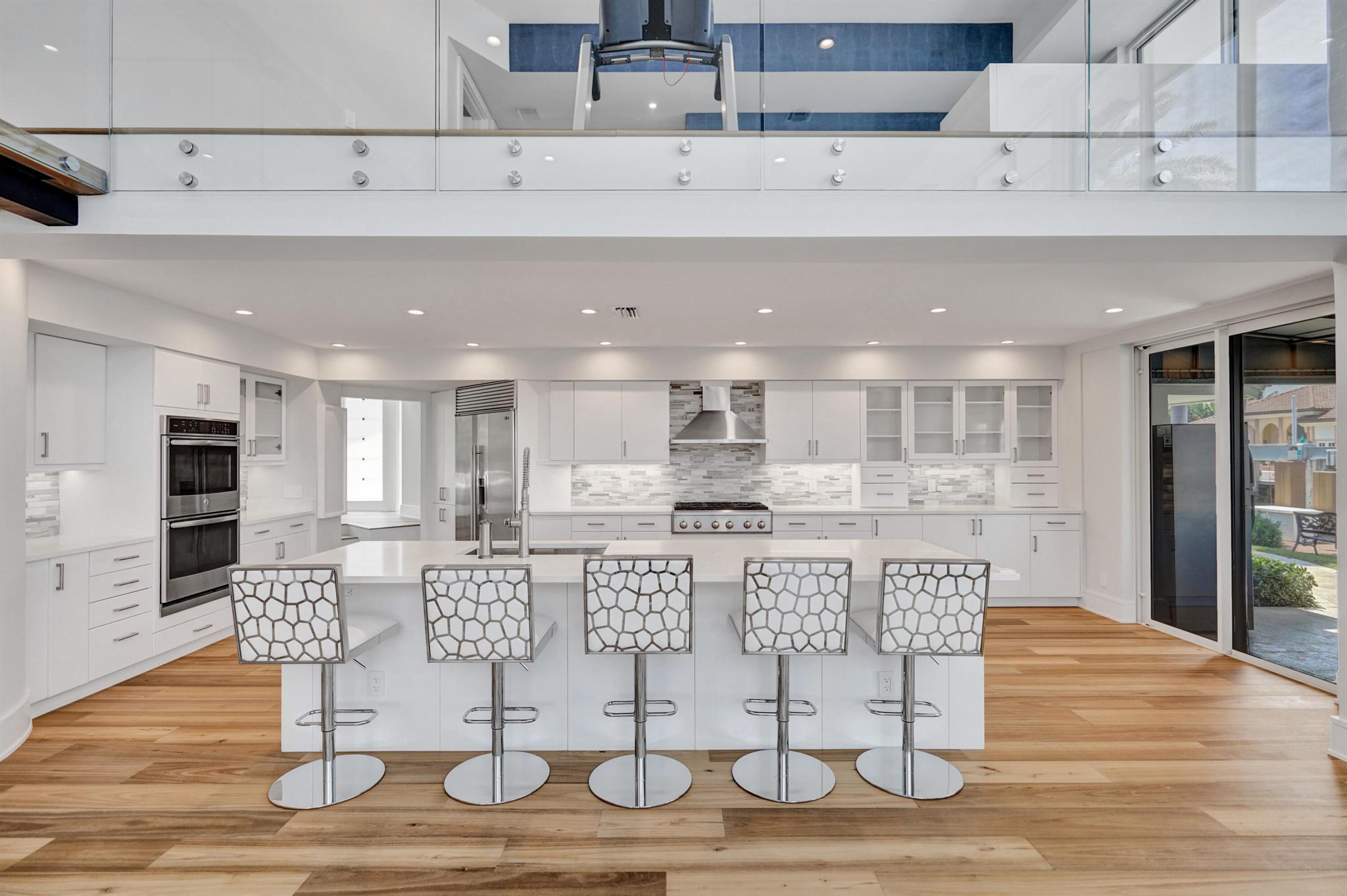 961 Iris Drive