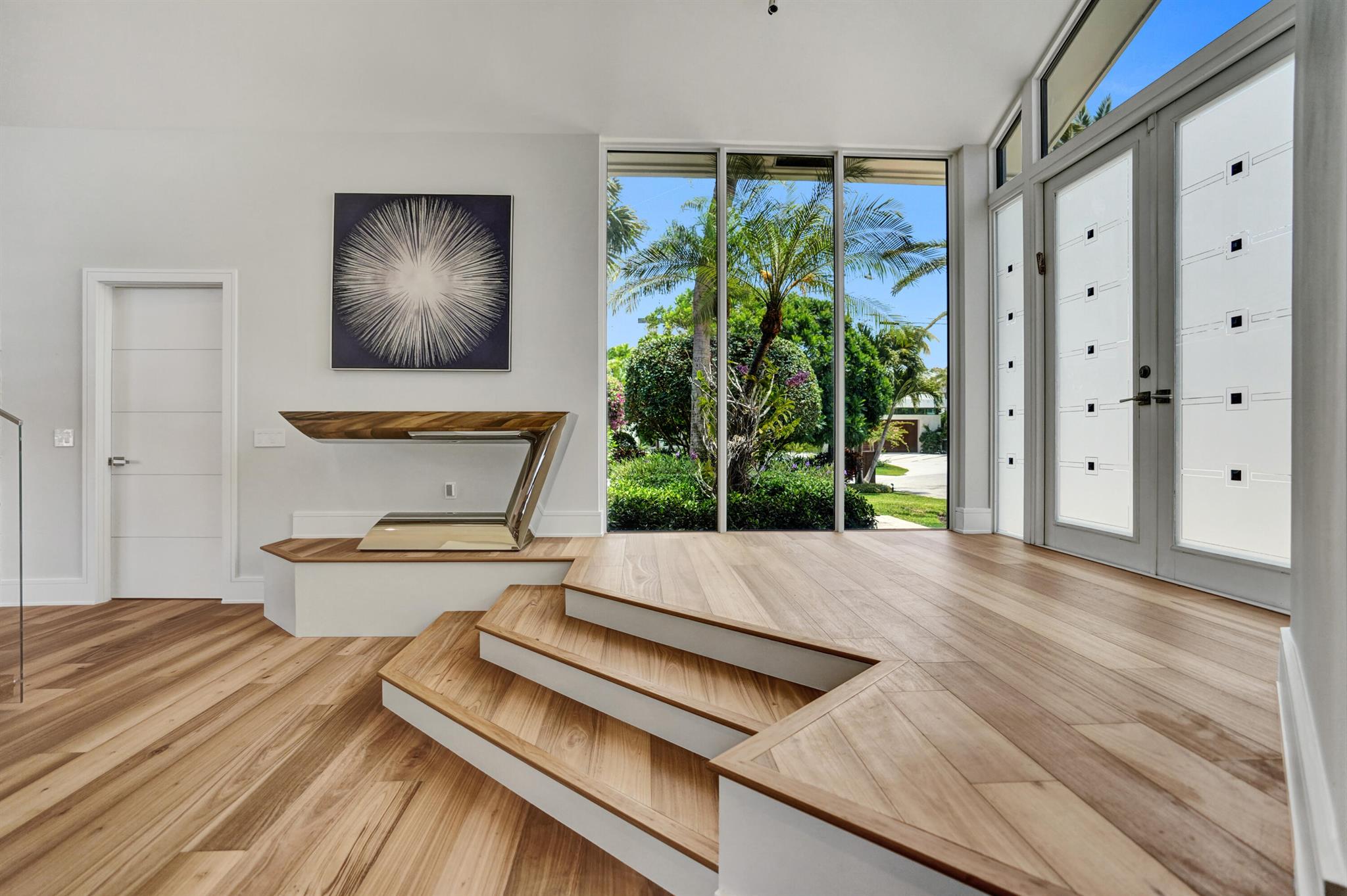 961 Iris Drive