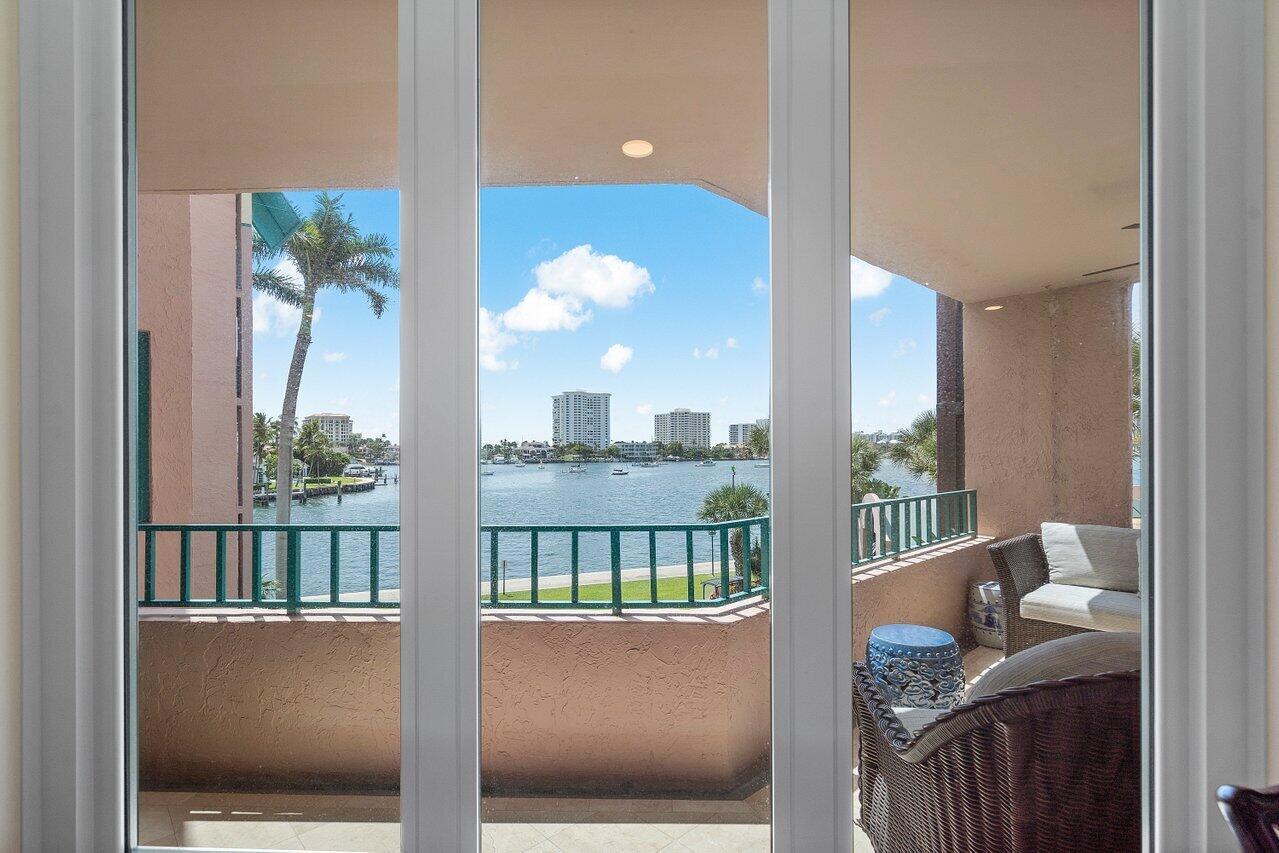 140 SE 5th Avenue 350