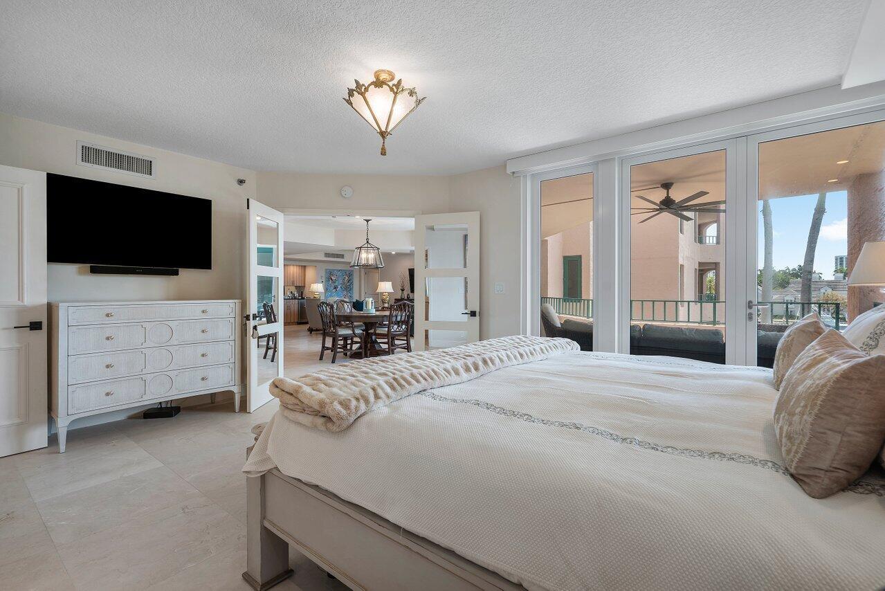 140 SE 5th Avenue 350