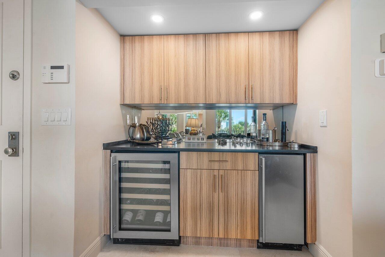 140 SE 5th Avenue 350