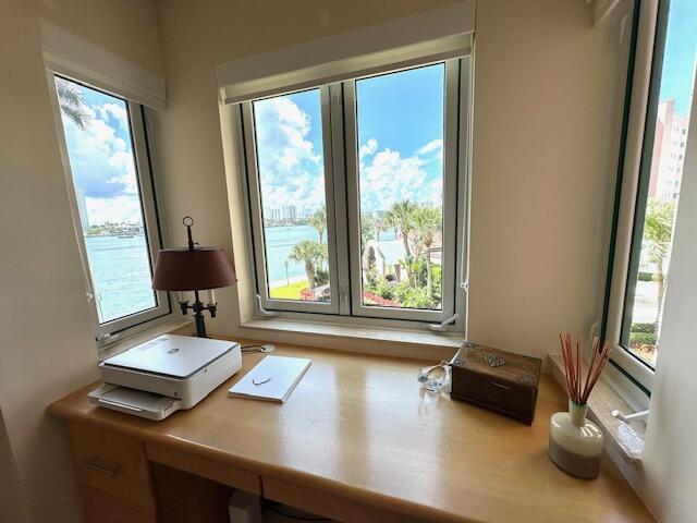 140 SE 5th Avenue 350