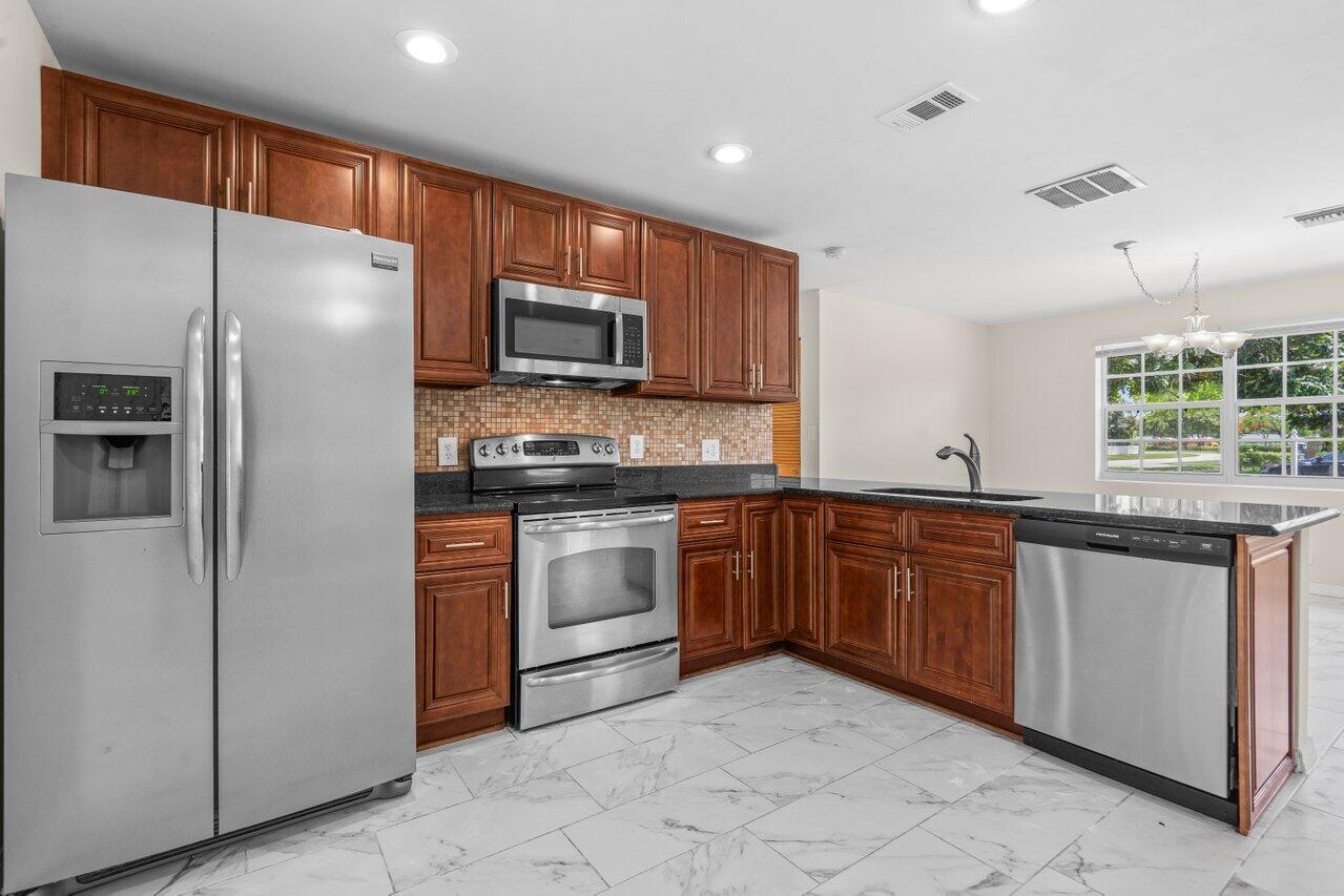 249 NW 4th Diagonal