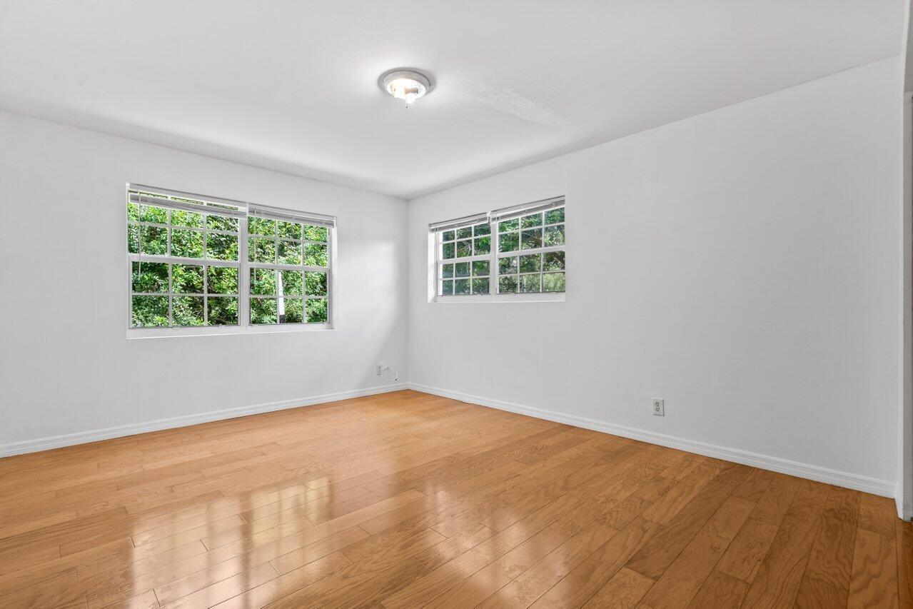 249 NW 4th Diagonal