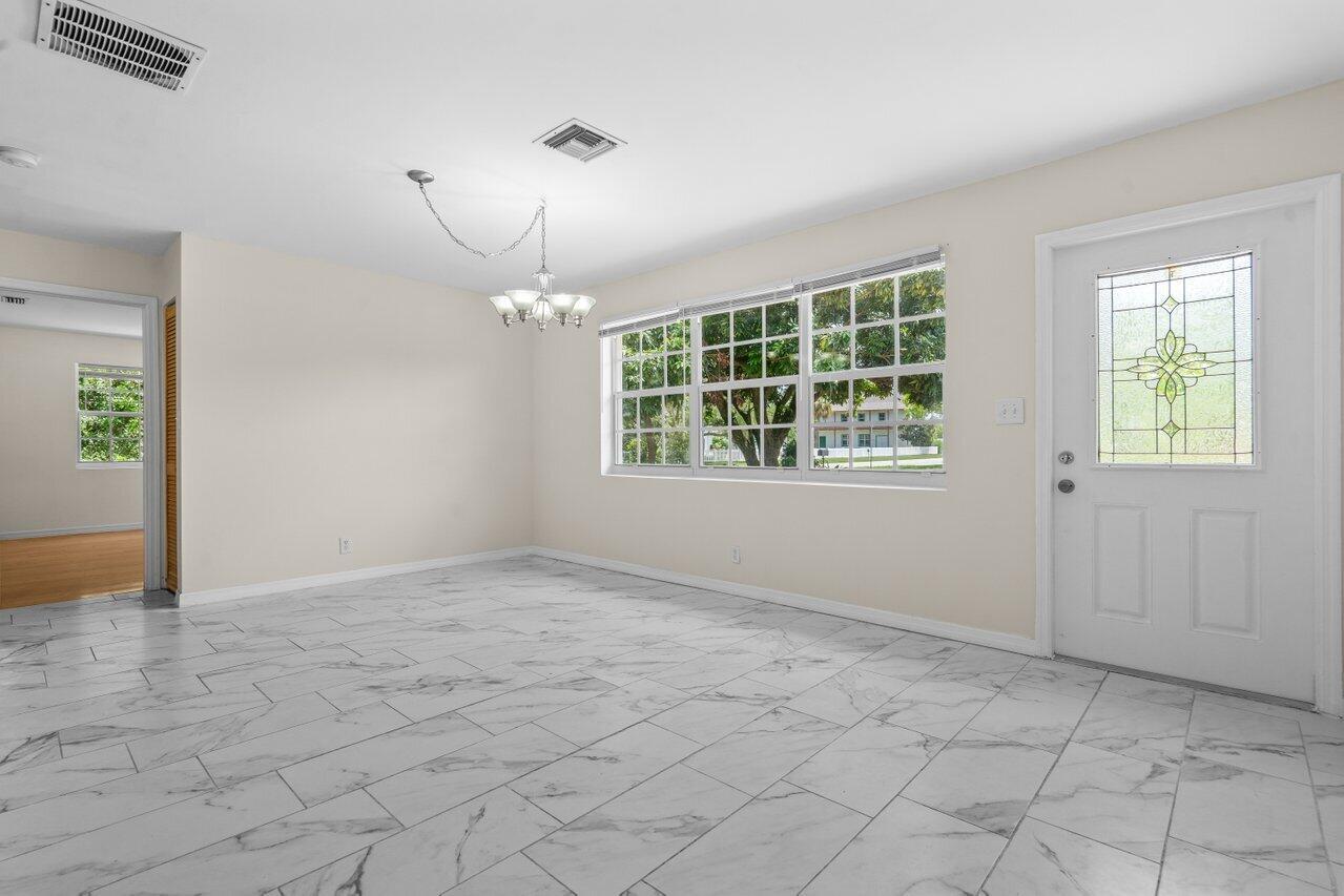 249 NW 4th Diagonal