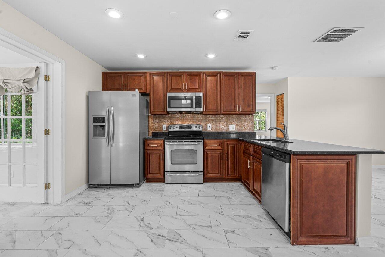 249 NW 4th Diagonal
