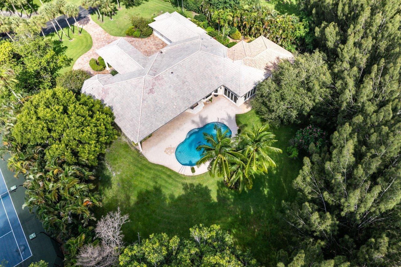 16164 Bridlewood Circle