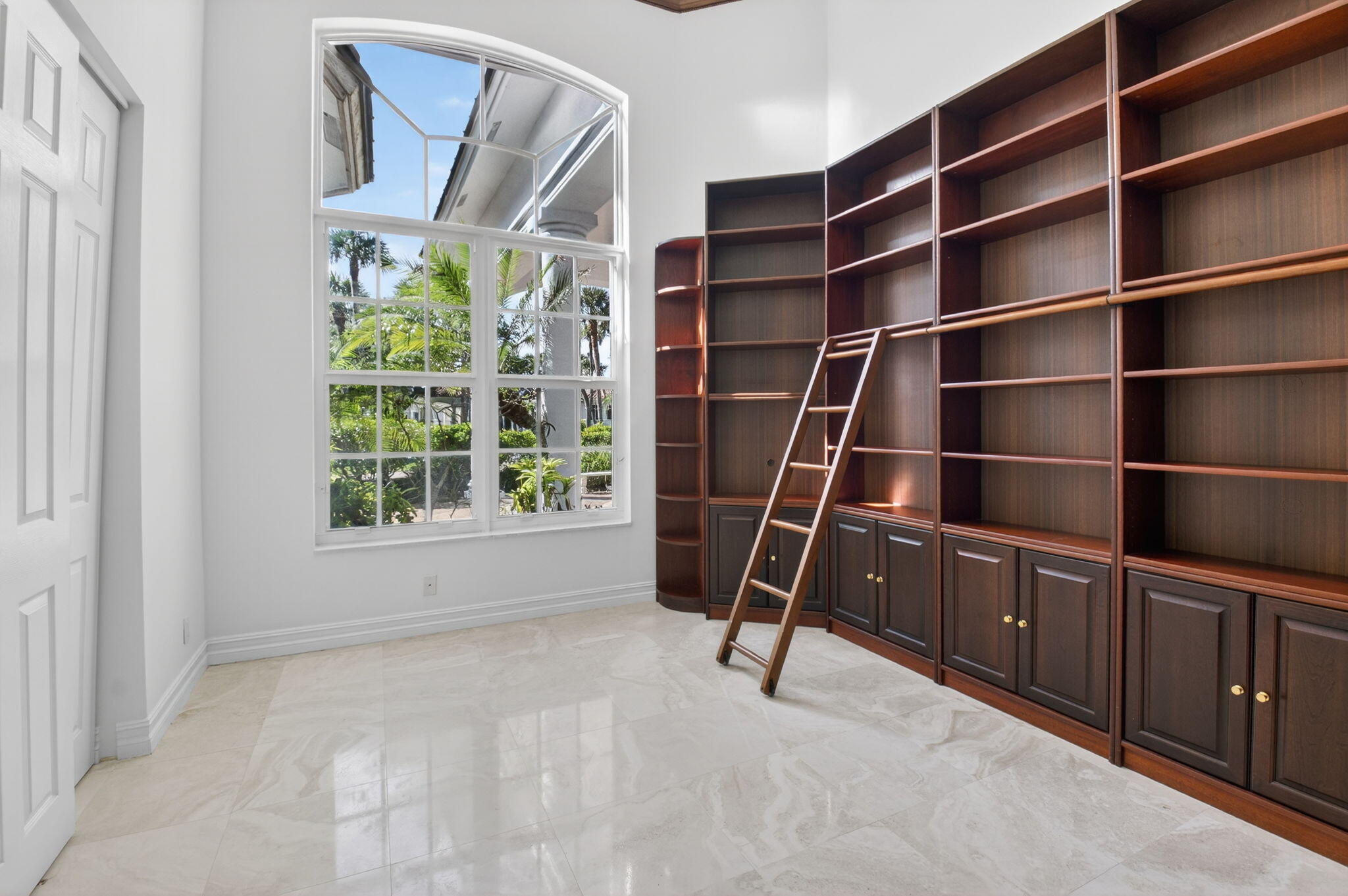 16164 Bridlewood Circle