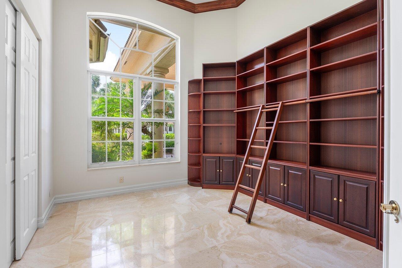 16164 Bridlewood Circle