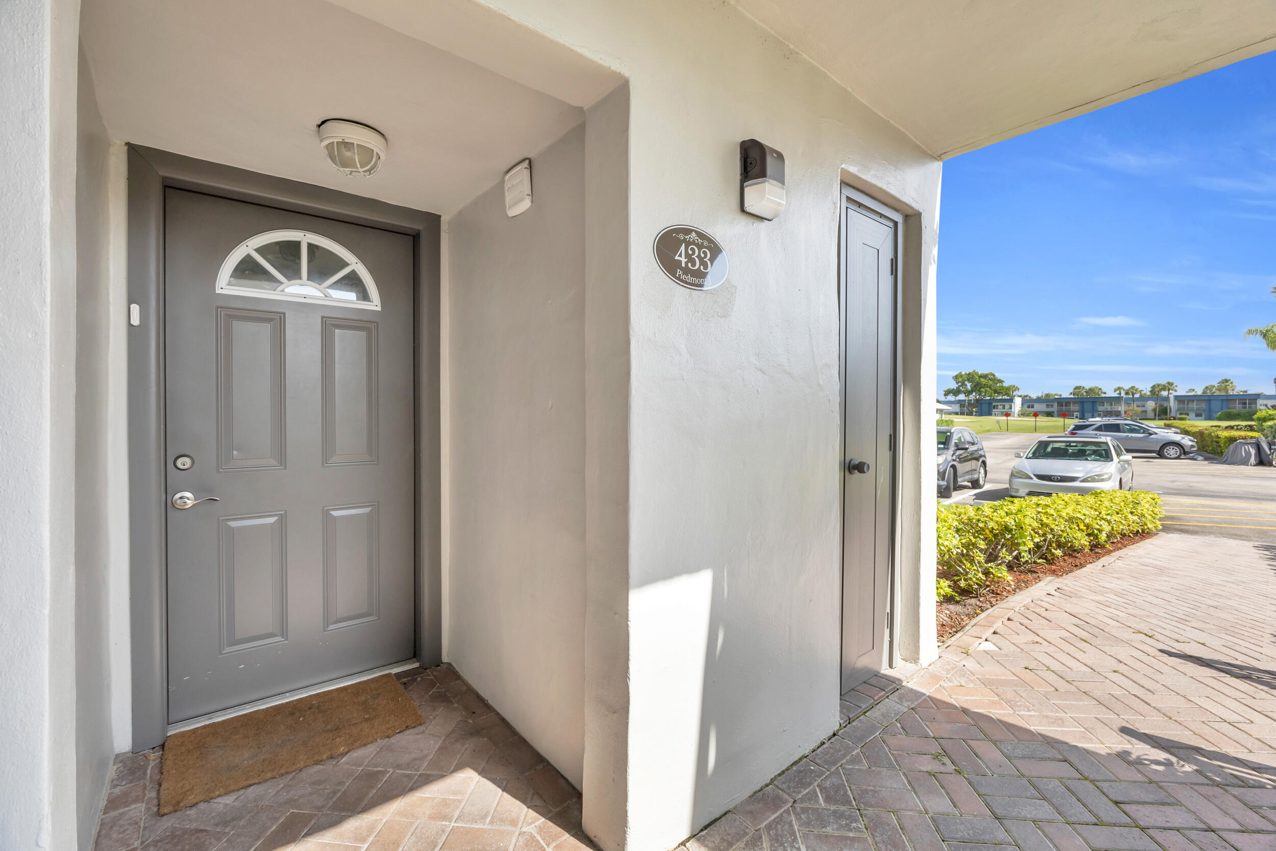 433 Piedmont J