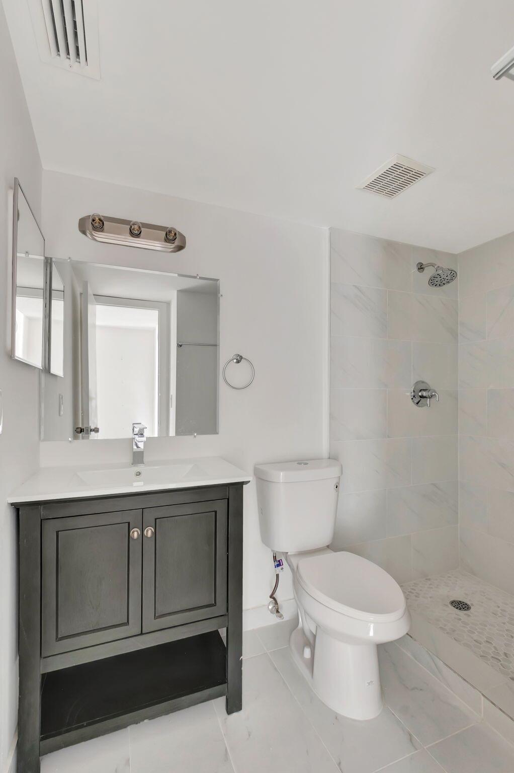 20 Abbey Lane 201