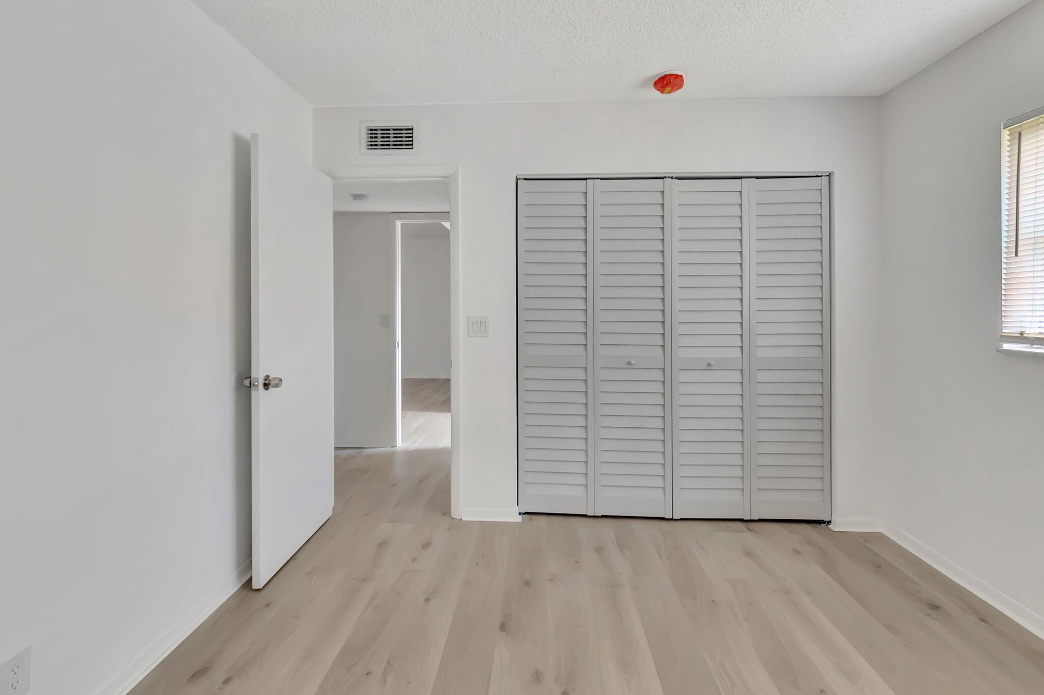 20 Abbey Lane 201