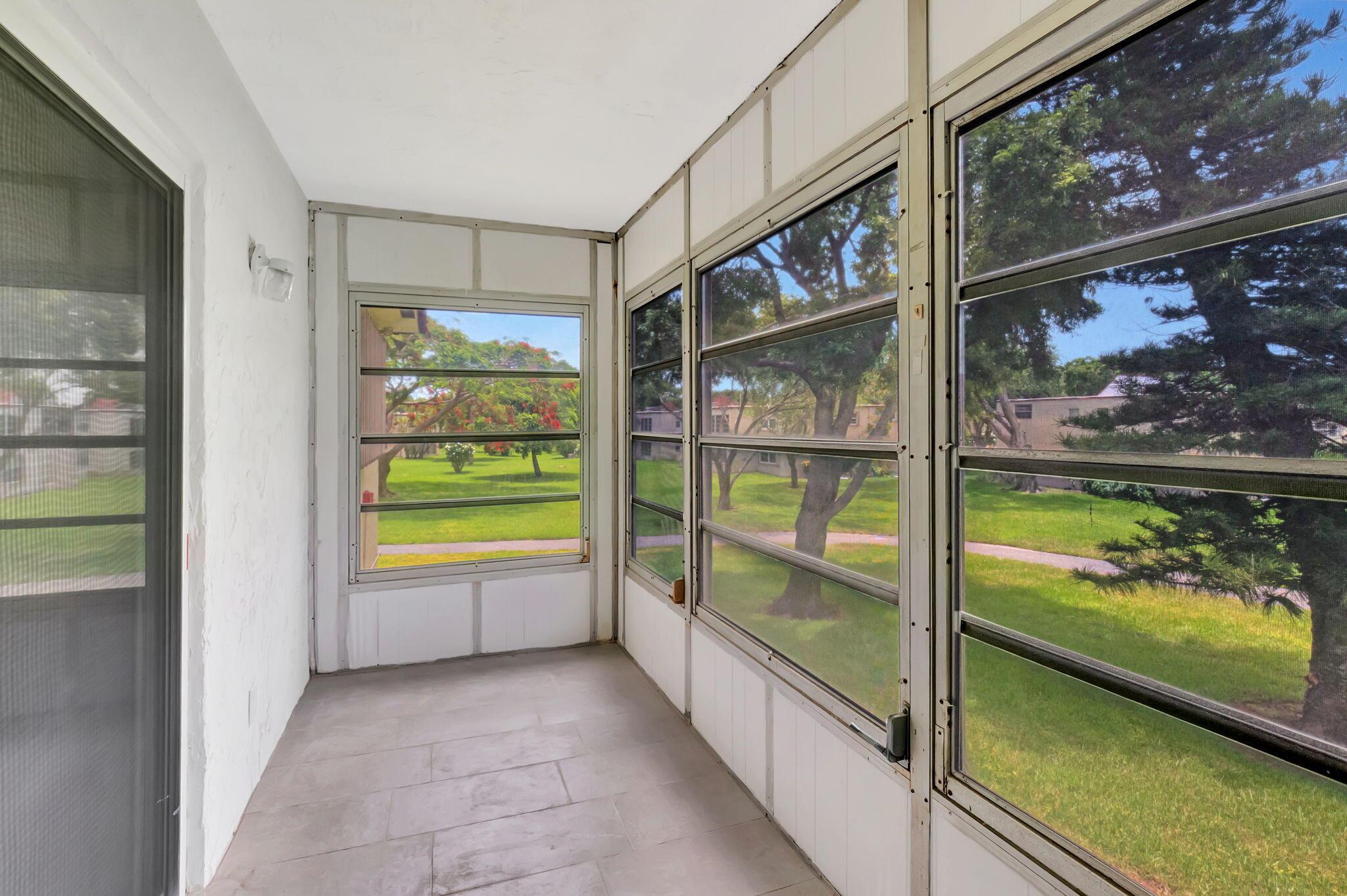 20 Abbey Lane 201