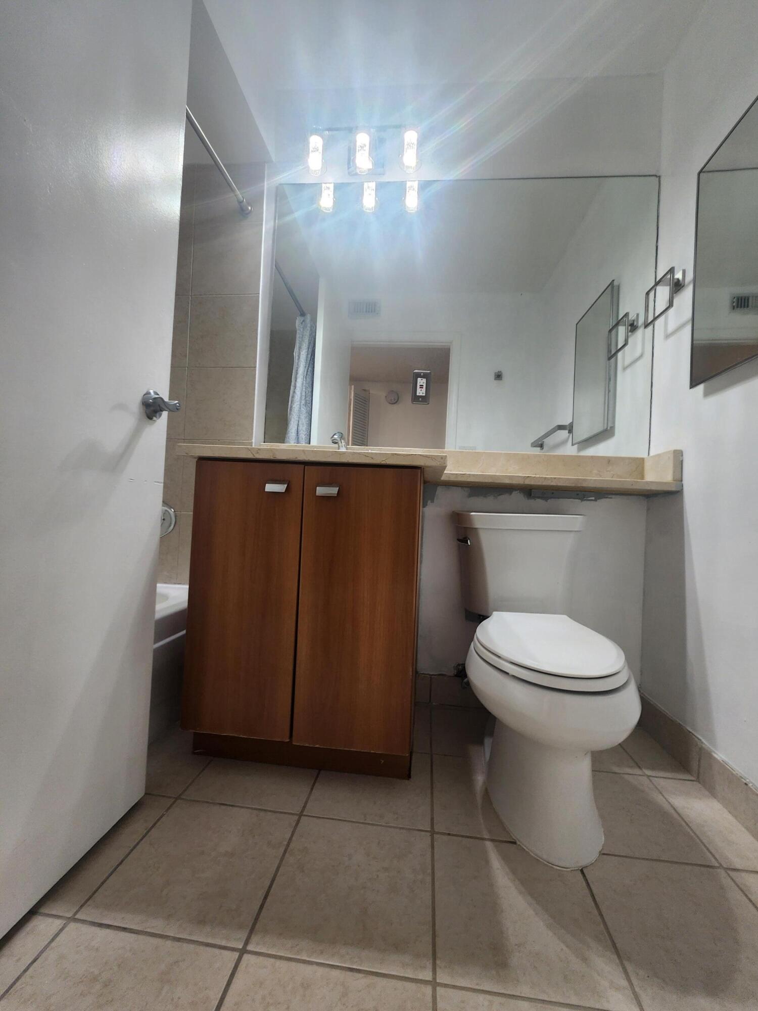 1020 Crystal C Way C, Delray Beach Unit: C