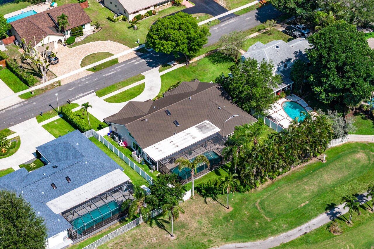 3127 Lakeview Drive