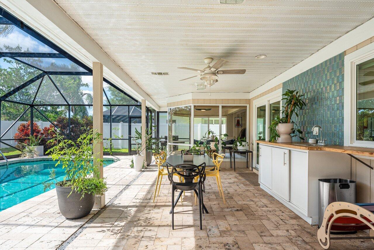 3127 Lakeview Drive