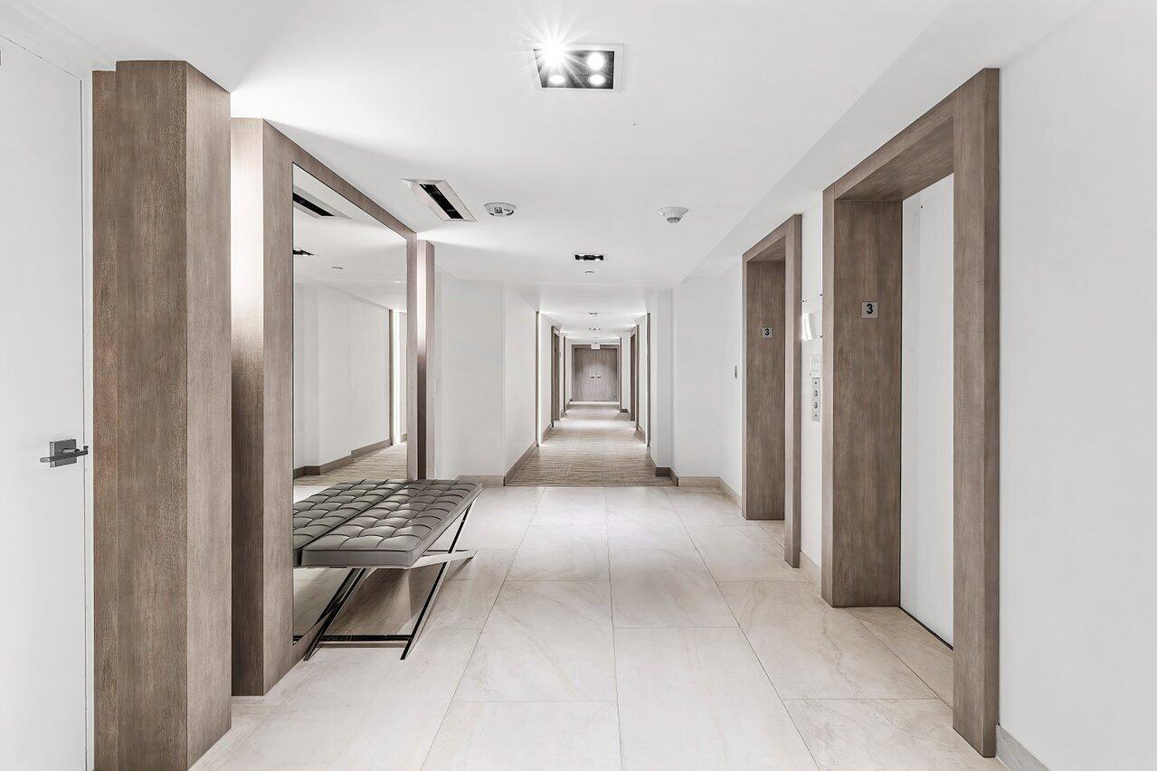 1155 Hillsboro Mile 303