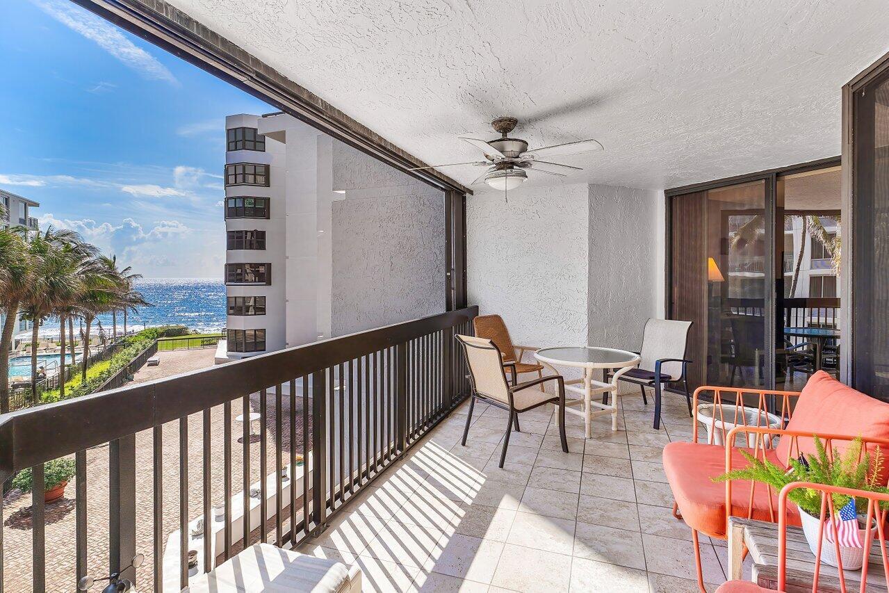 1155 Hillsboro Mile 303