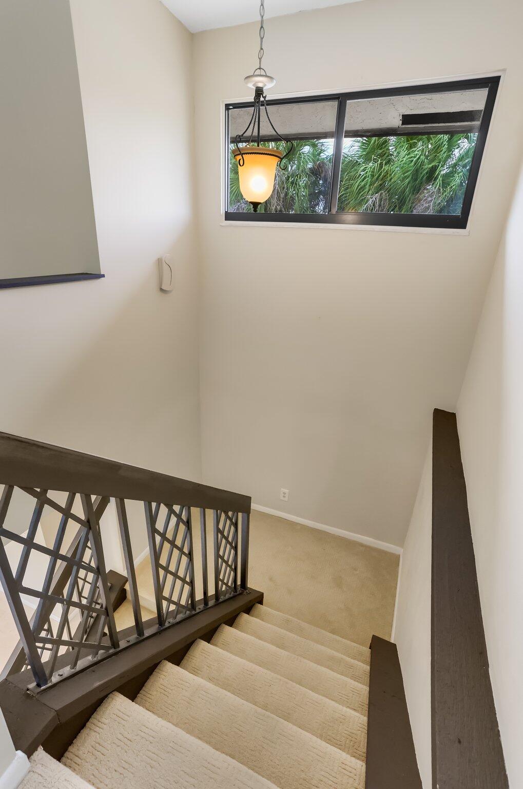 368 SW 29th Avenue