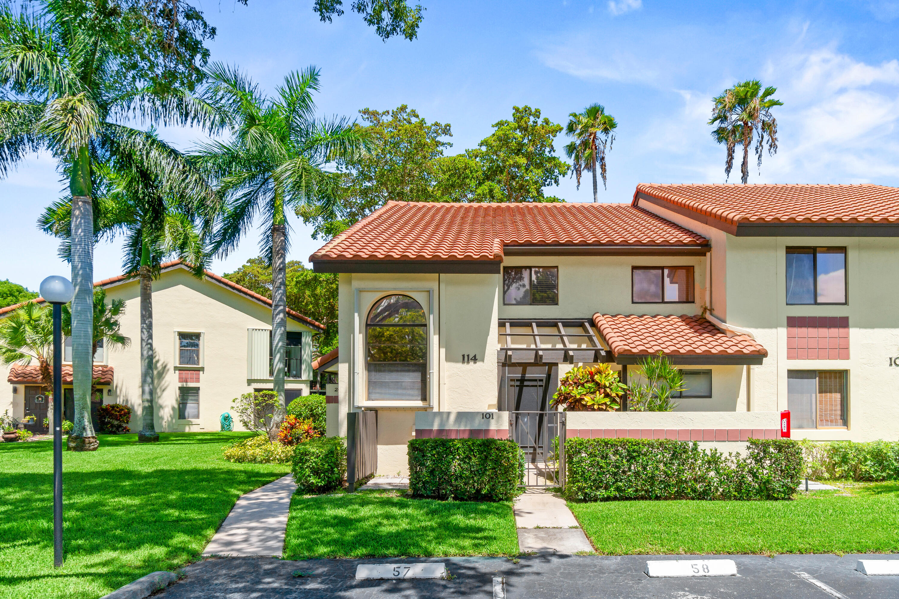 10263 N Circle Lake Drive, 201, Boynton Beach Unit: 201