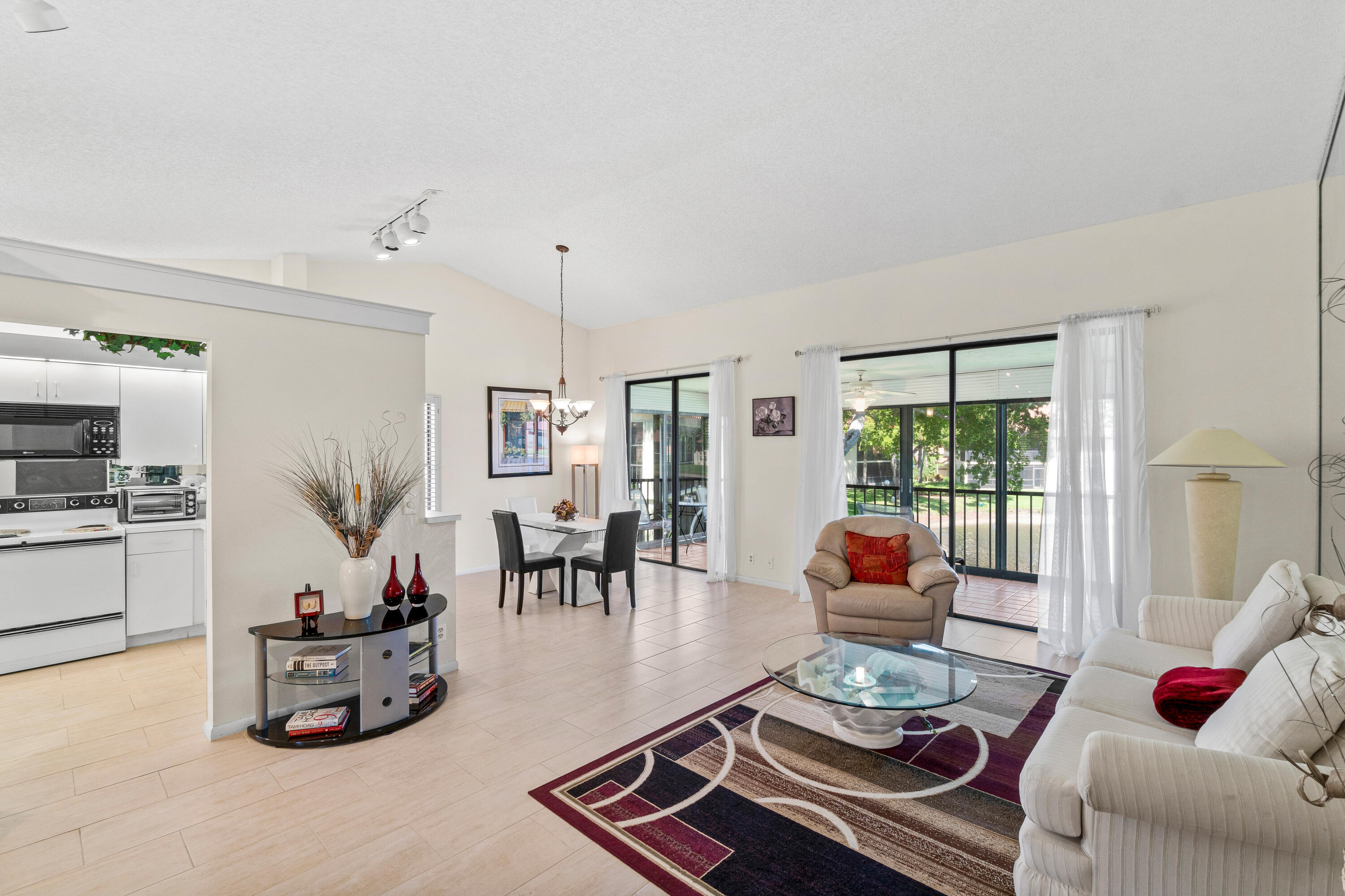 10263 N Circle Lake Drive, 201, Boynton Beach Unit: 201