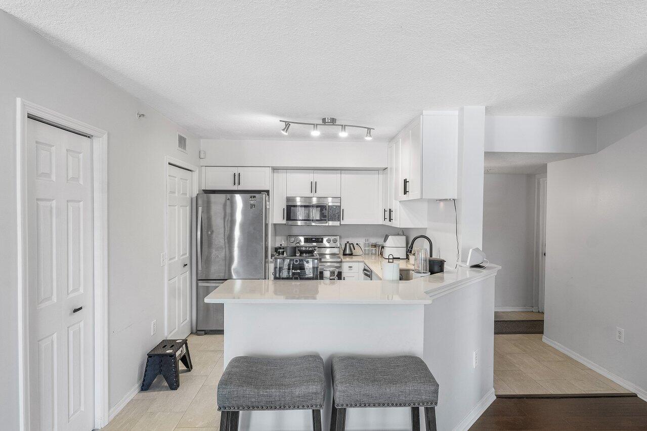 1109 Villa Circle