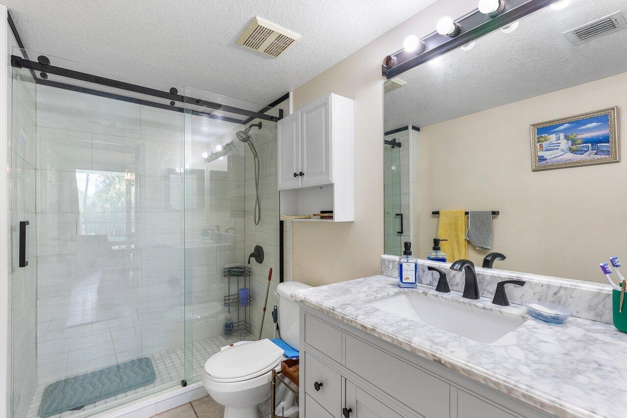 1109 Villa Circle