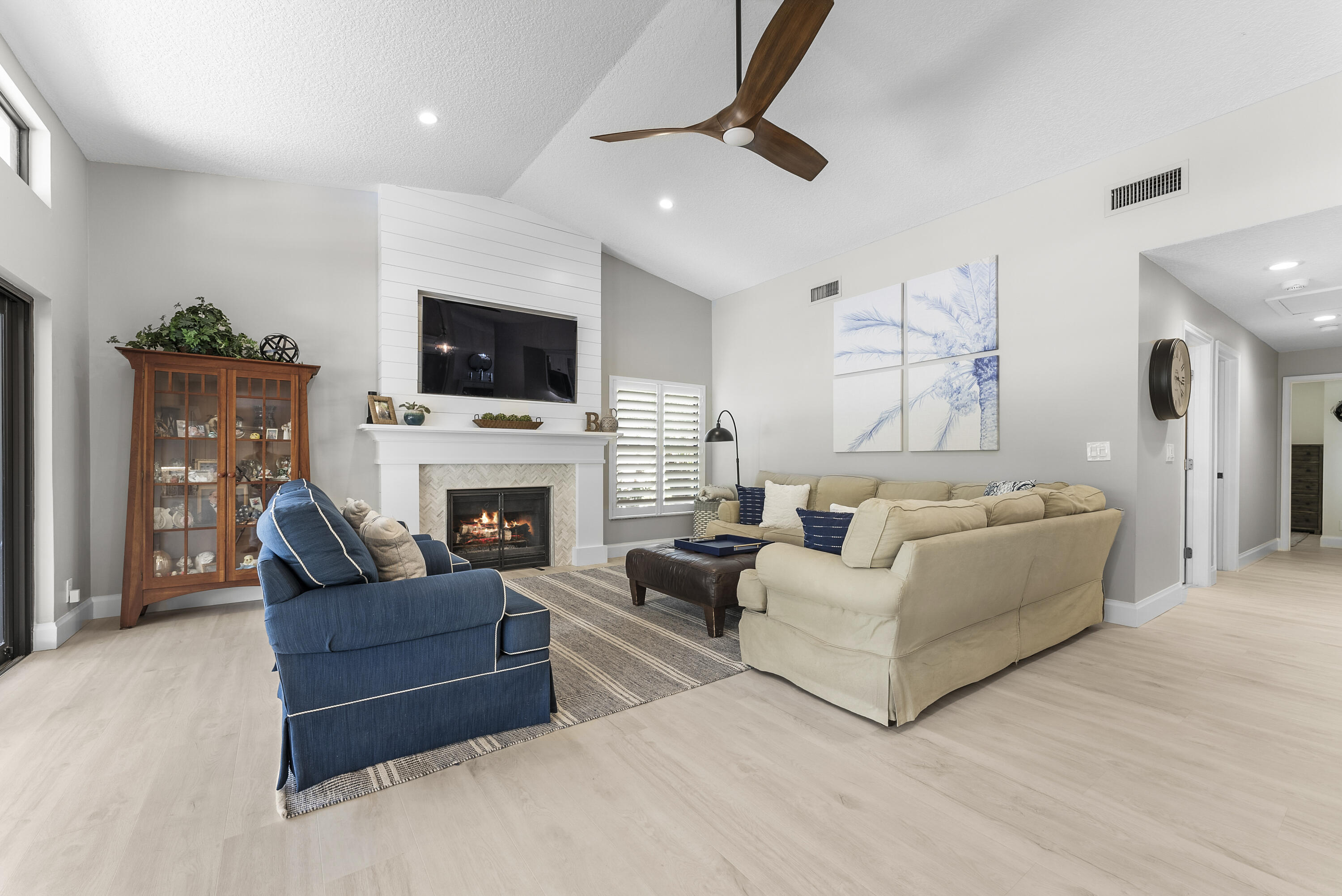 11740 Island Lakes Lane
