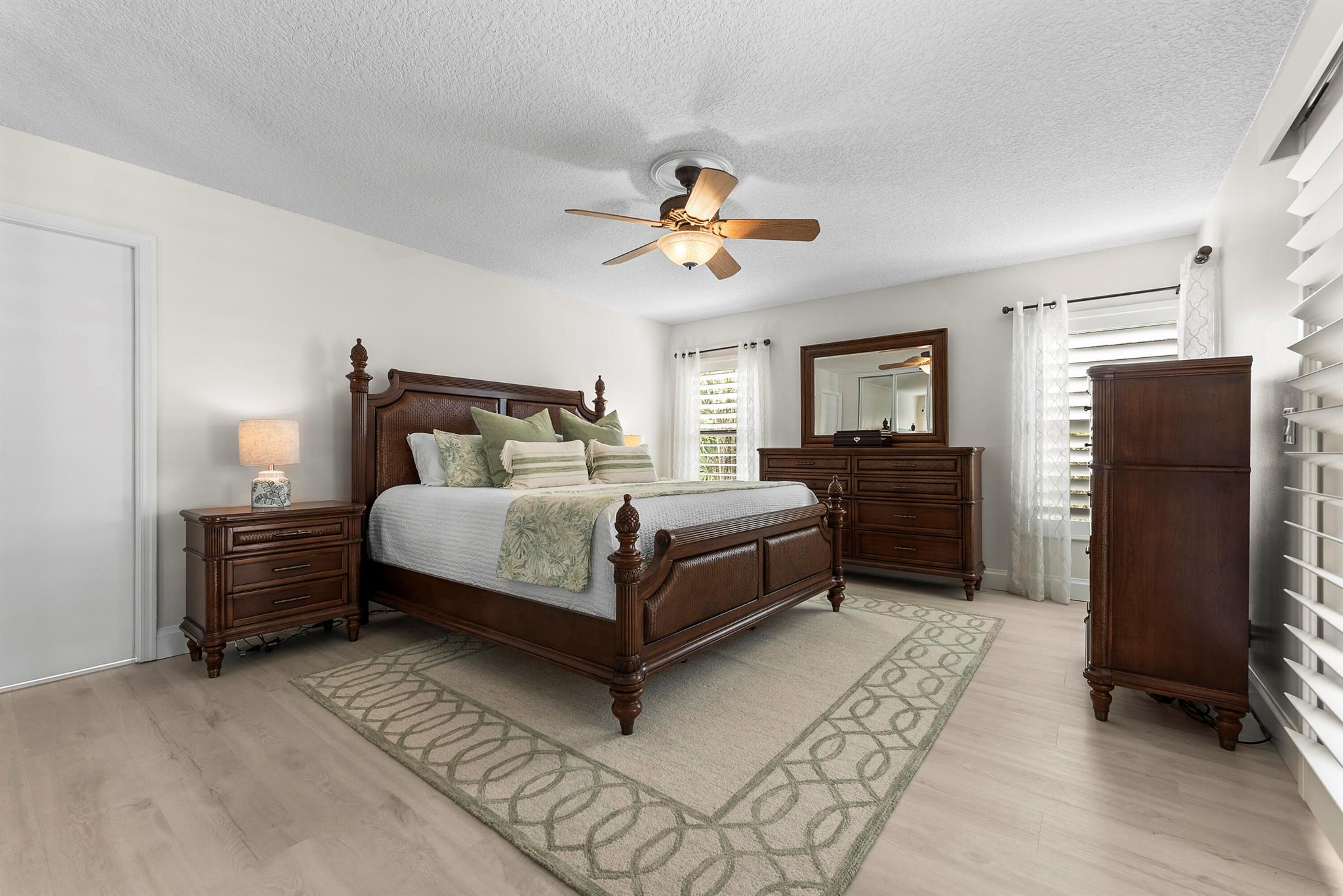 11740 Island Lakes Lane