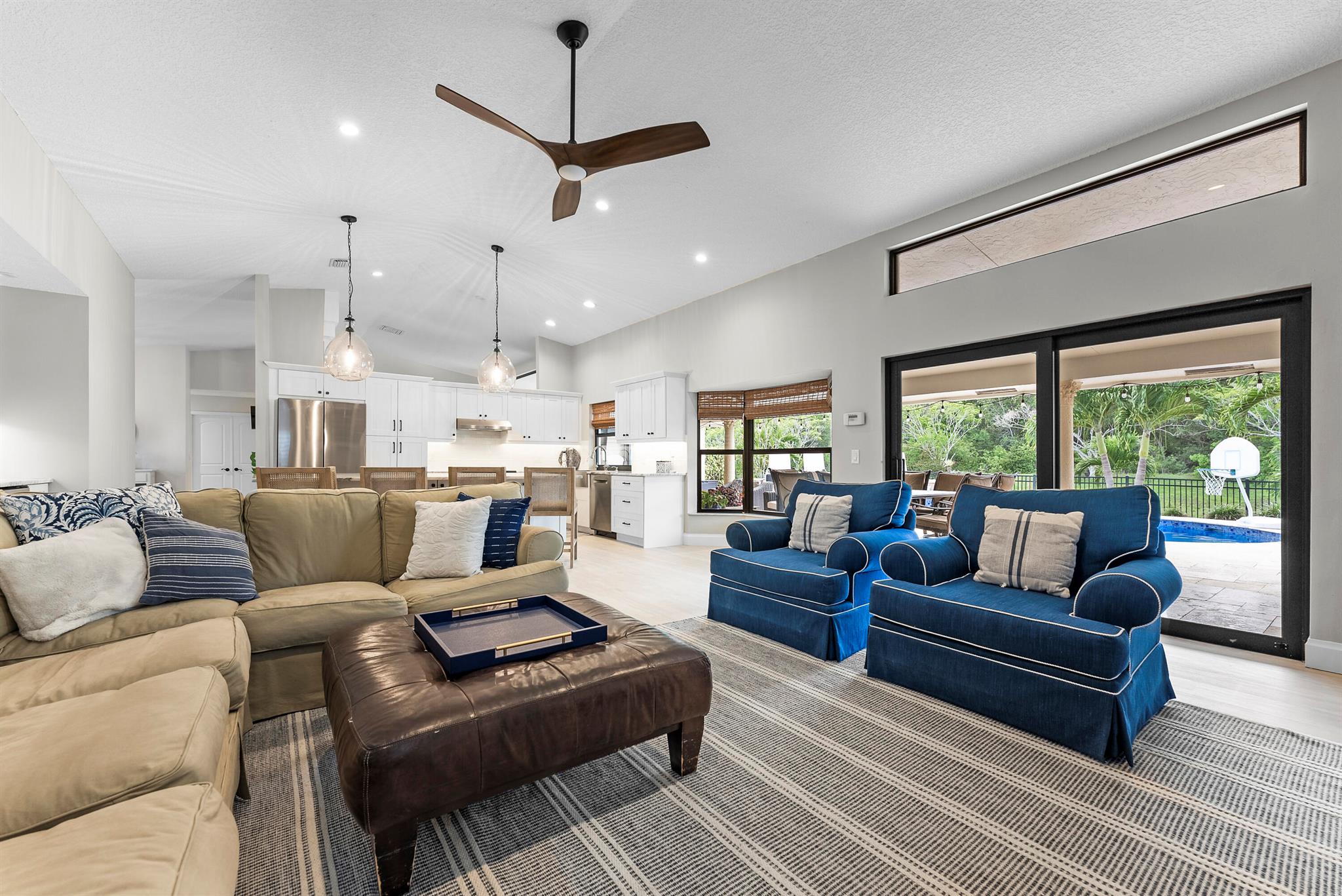 11740 Island Lakes Lane