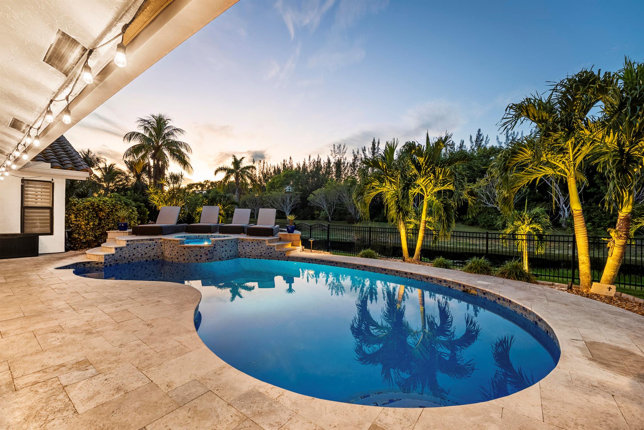 11740 Island Lakes Lane