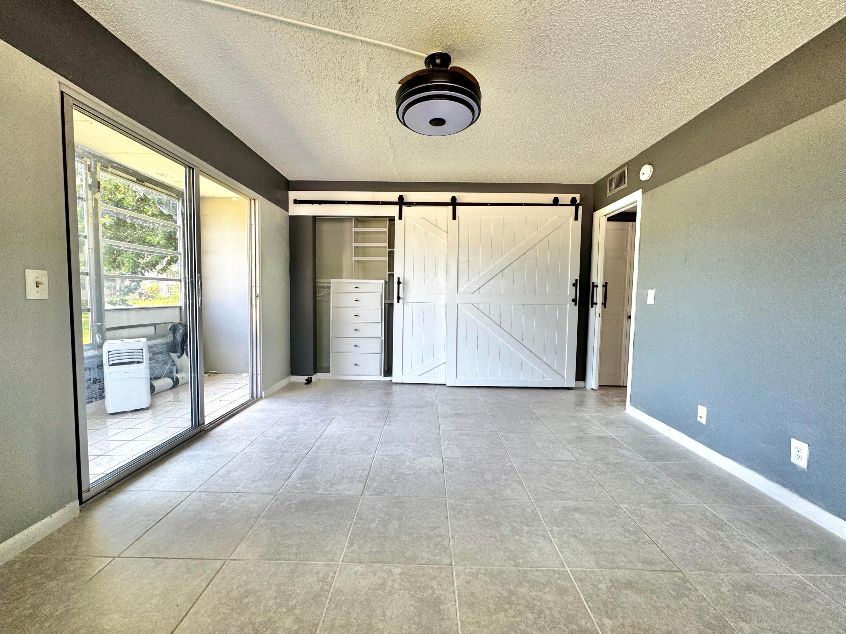 249 Newport P 249