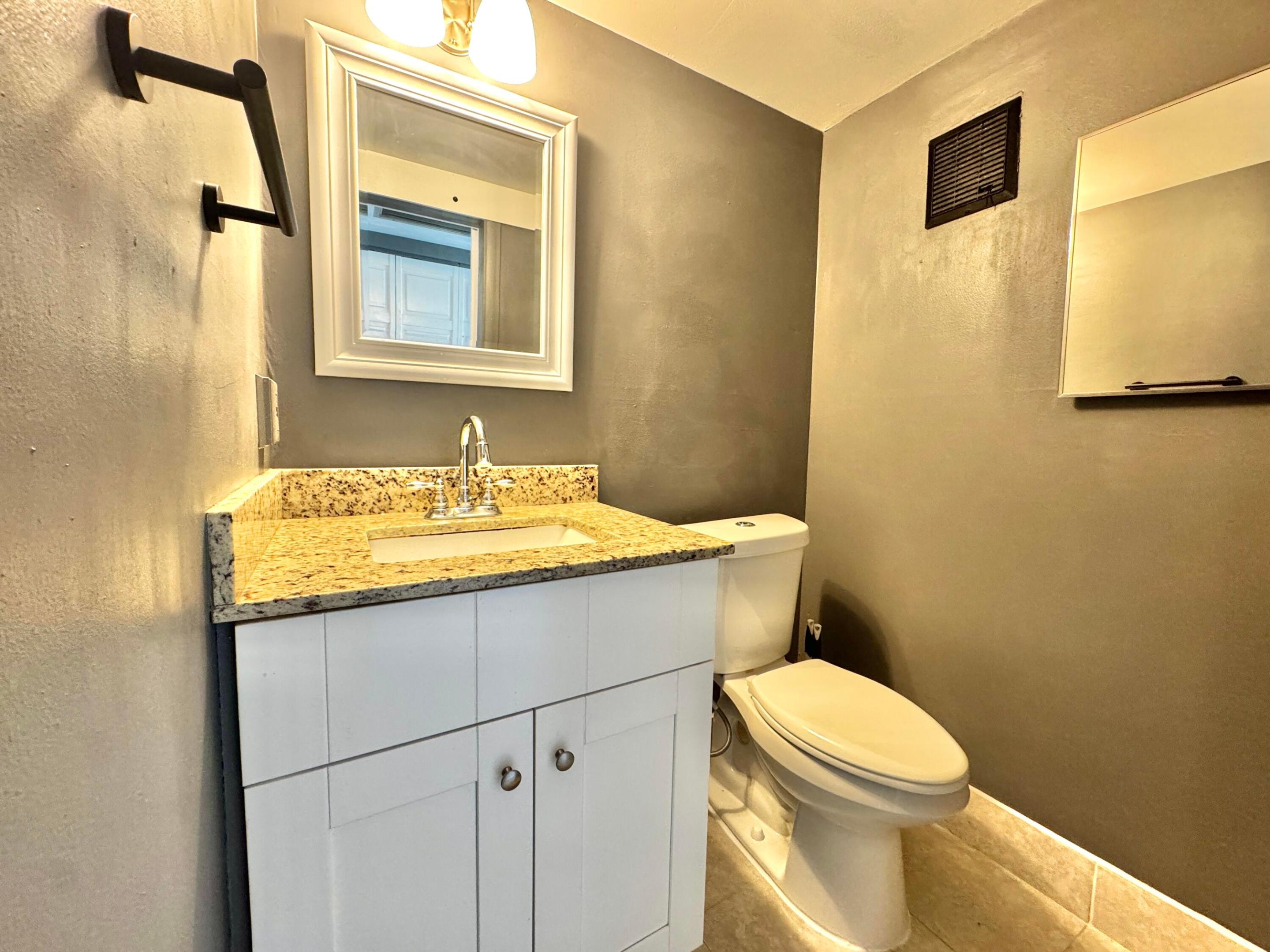 249 Newport P 249
