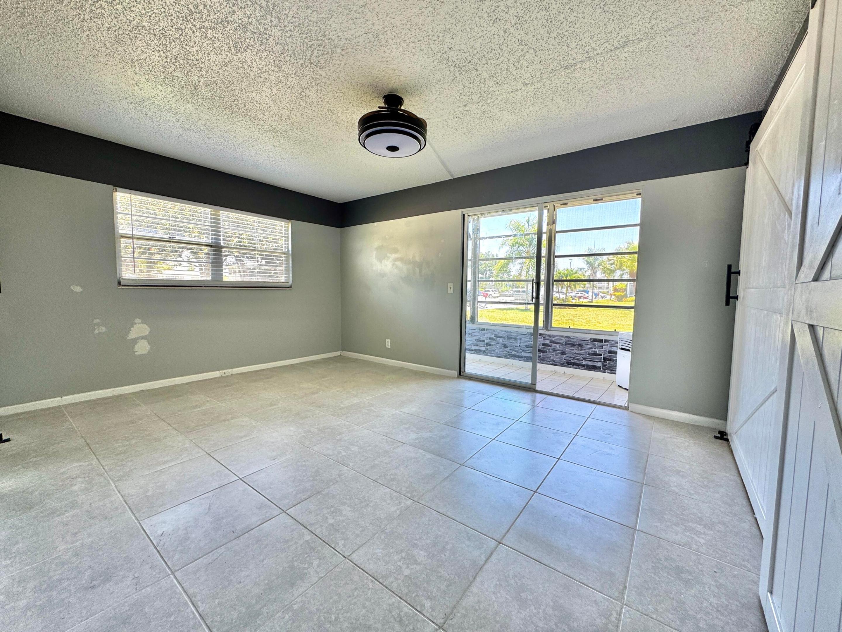 249 Newport P 249