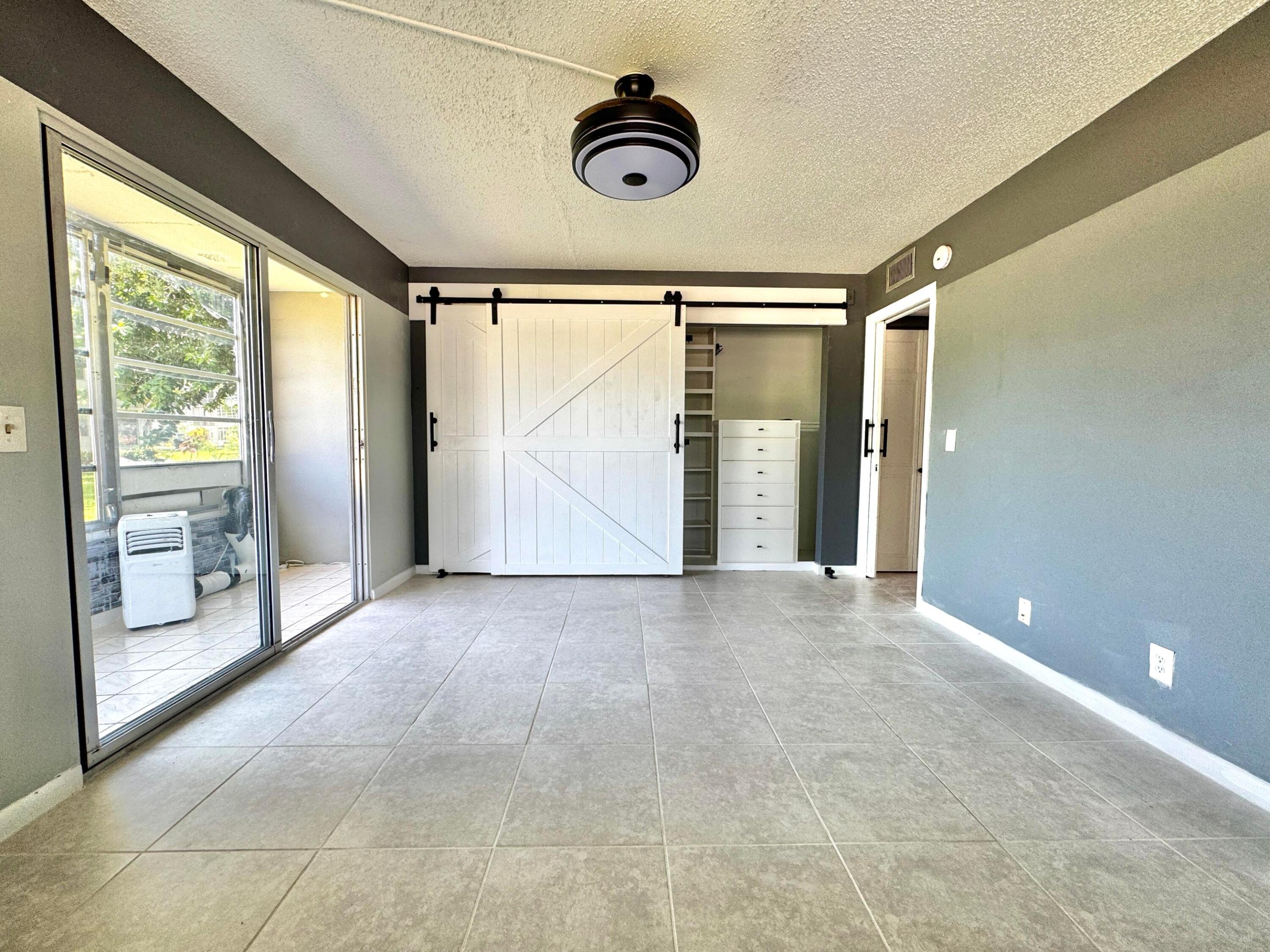 249 Newport P 249
