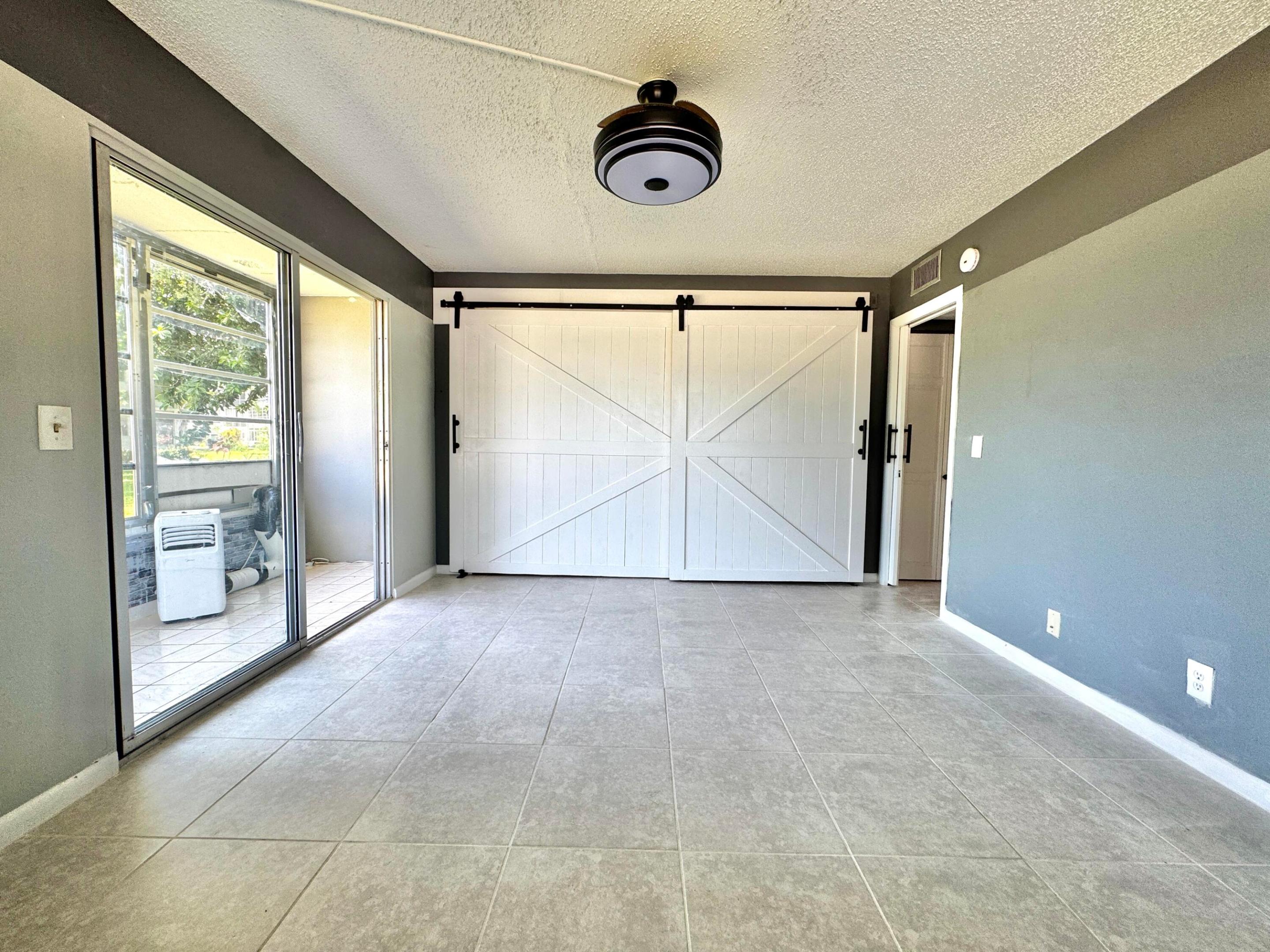 249 Newport P 249