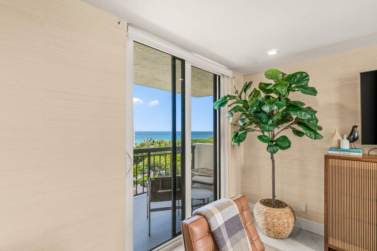 2003 N Ocean Boulevard 905