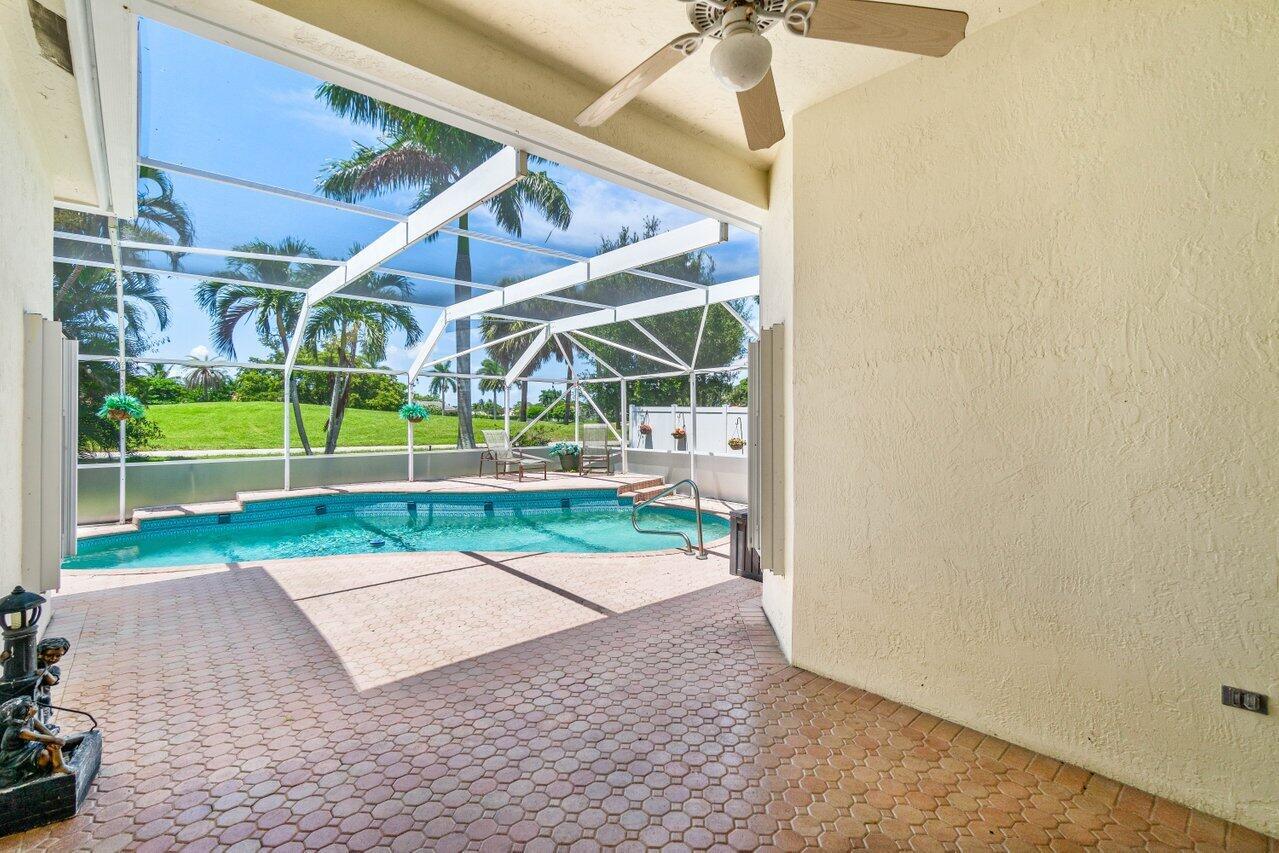 5946 Bay Hill Circle