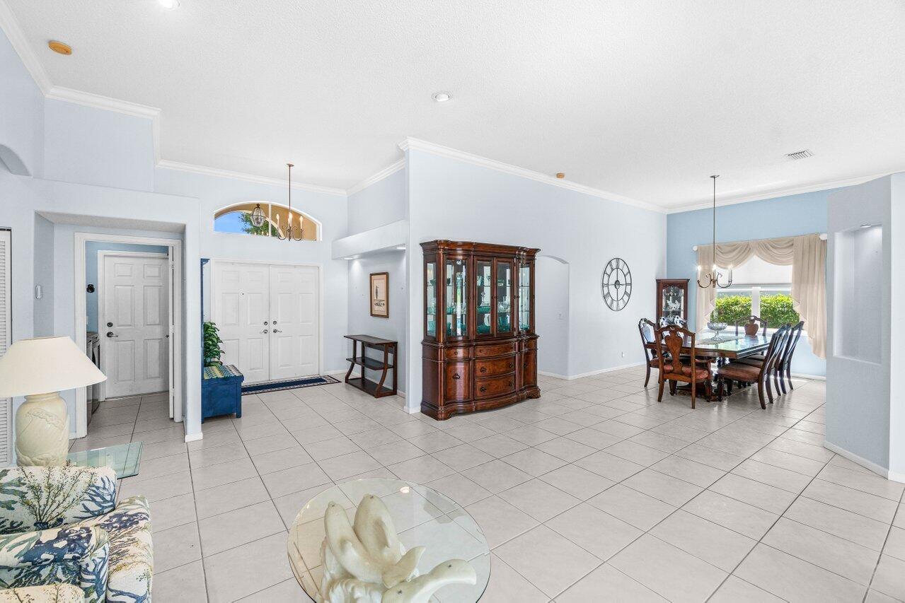 5946 Bay Hill Circle