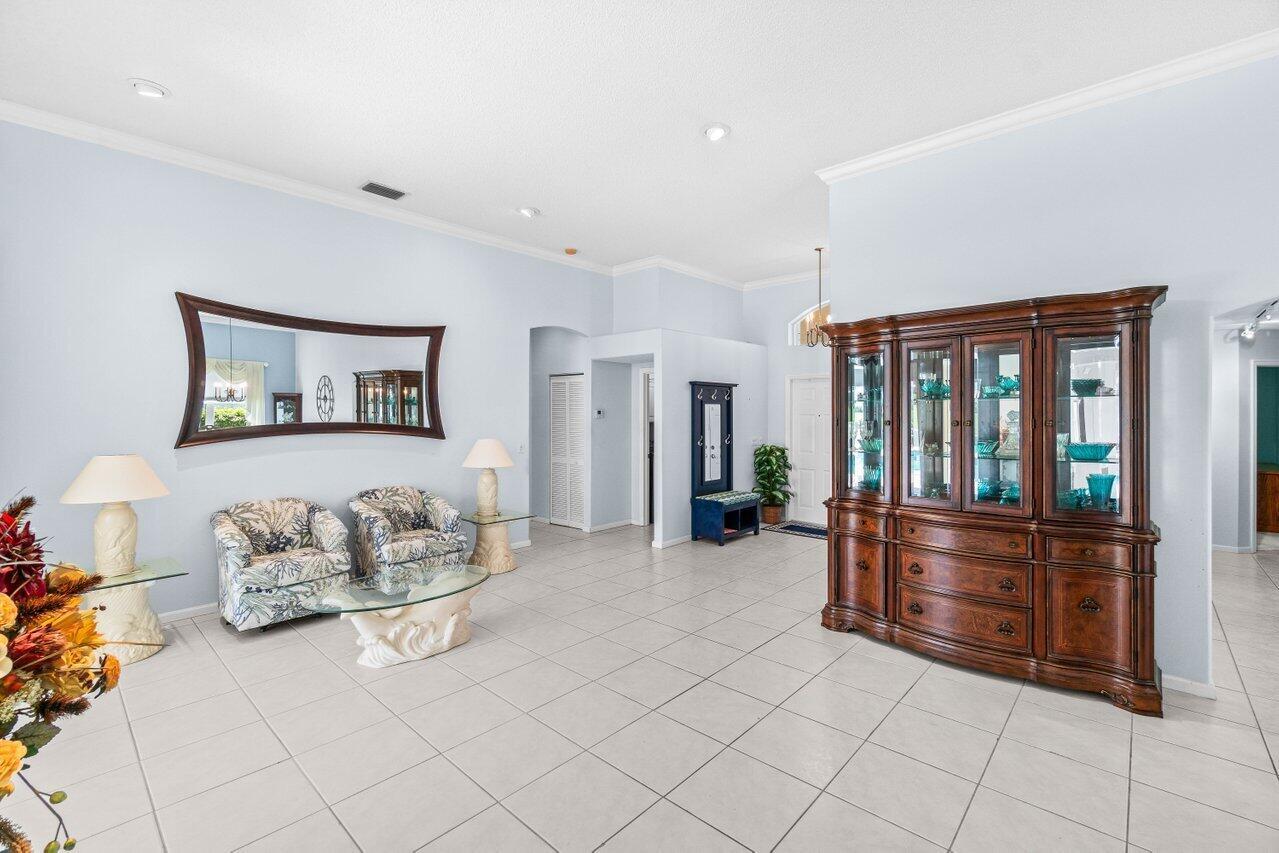 5946 Bay Hill Circle