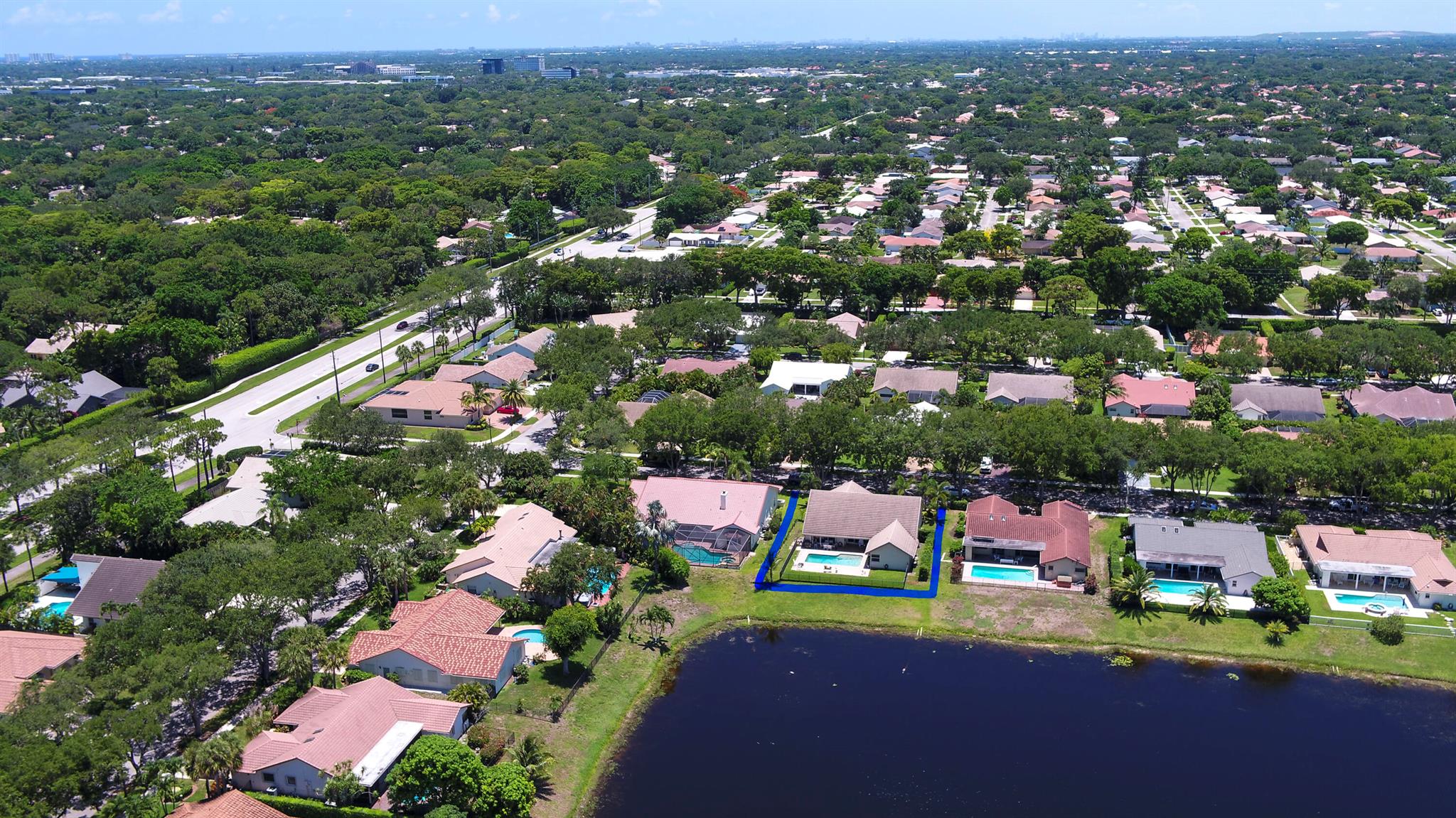 2541 NW 39th Street