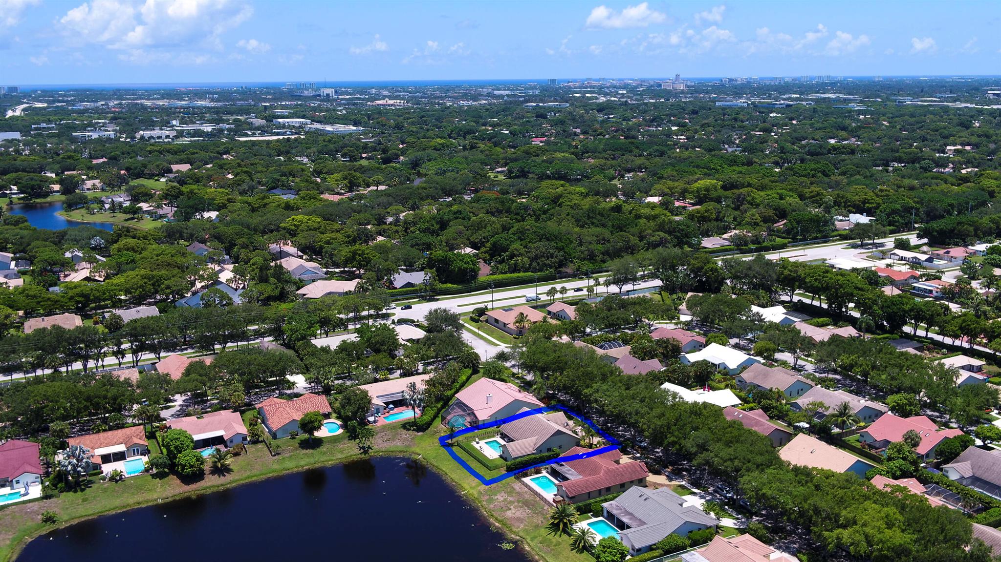 2541 NW 39th Street