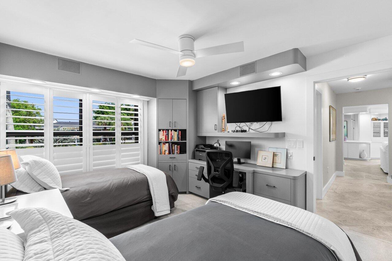 6812 Willow Wood Drive 802