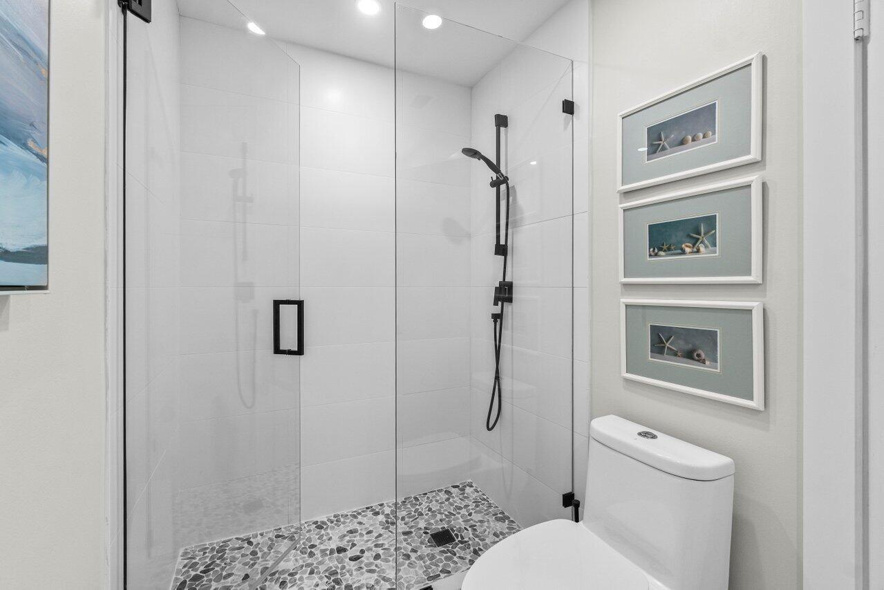 6812 Willow Wood Drive 802