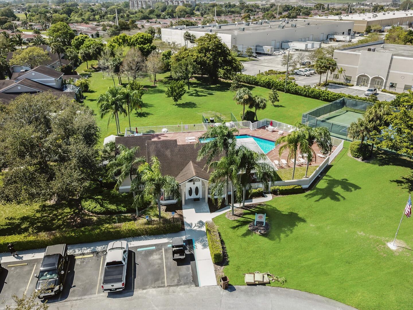 1132 W Lakes Drive, Deerfield Beach