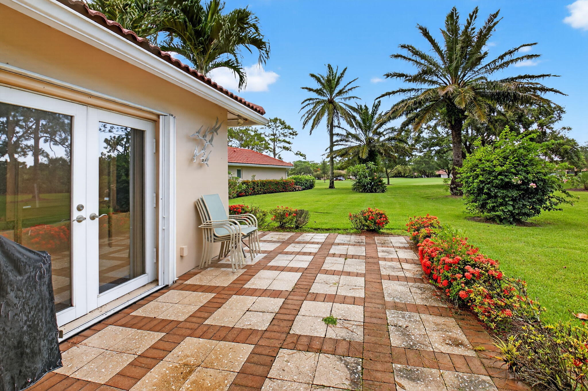 2 Fairway Drive