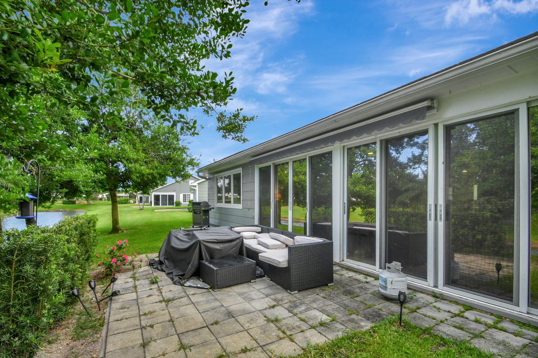 15 Holly Drive