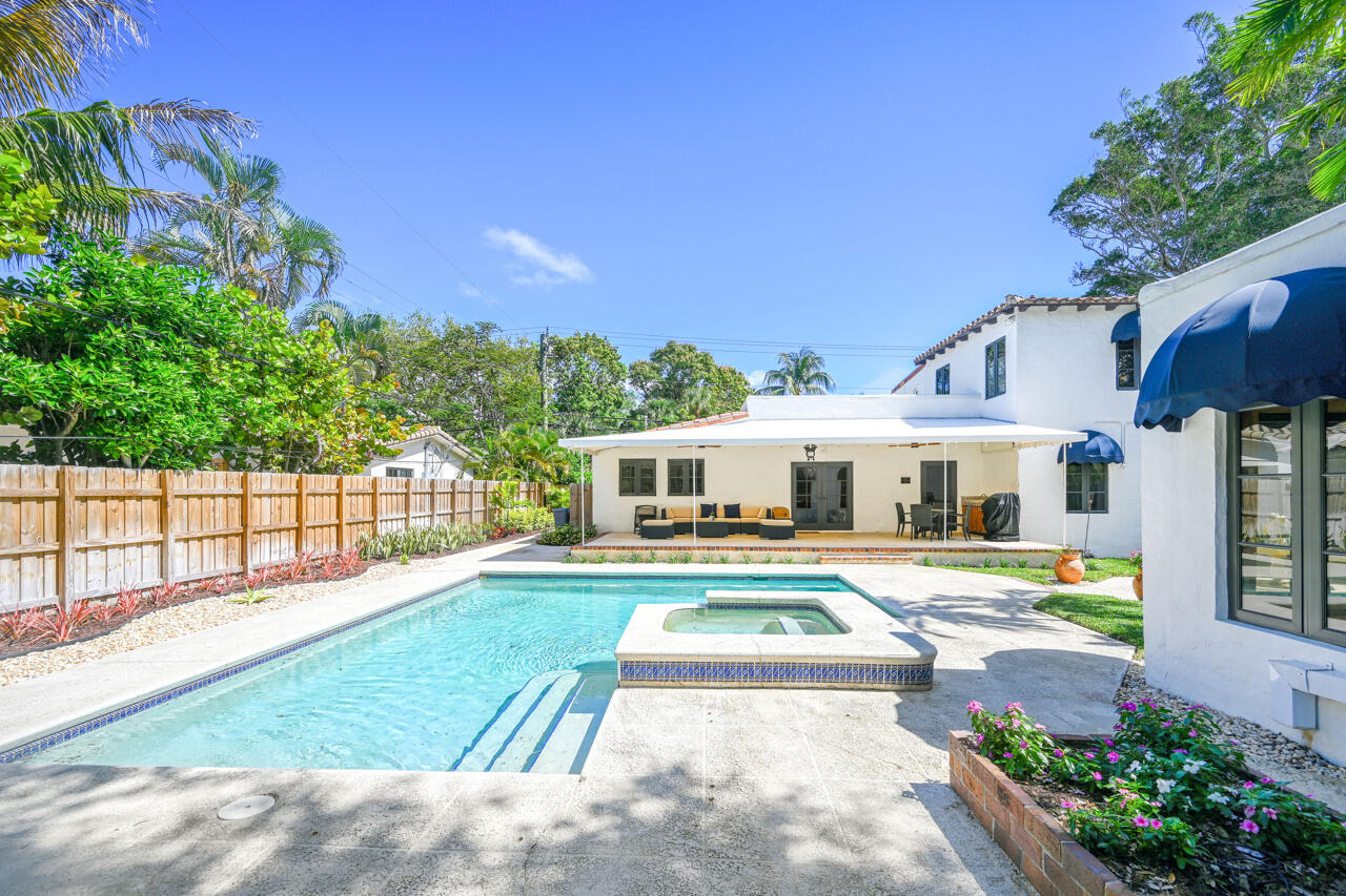 801 Hibiscus Street