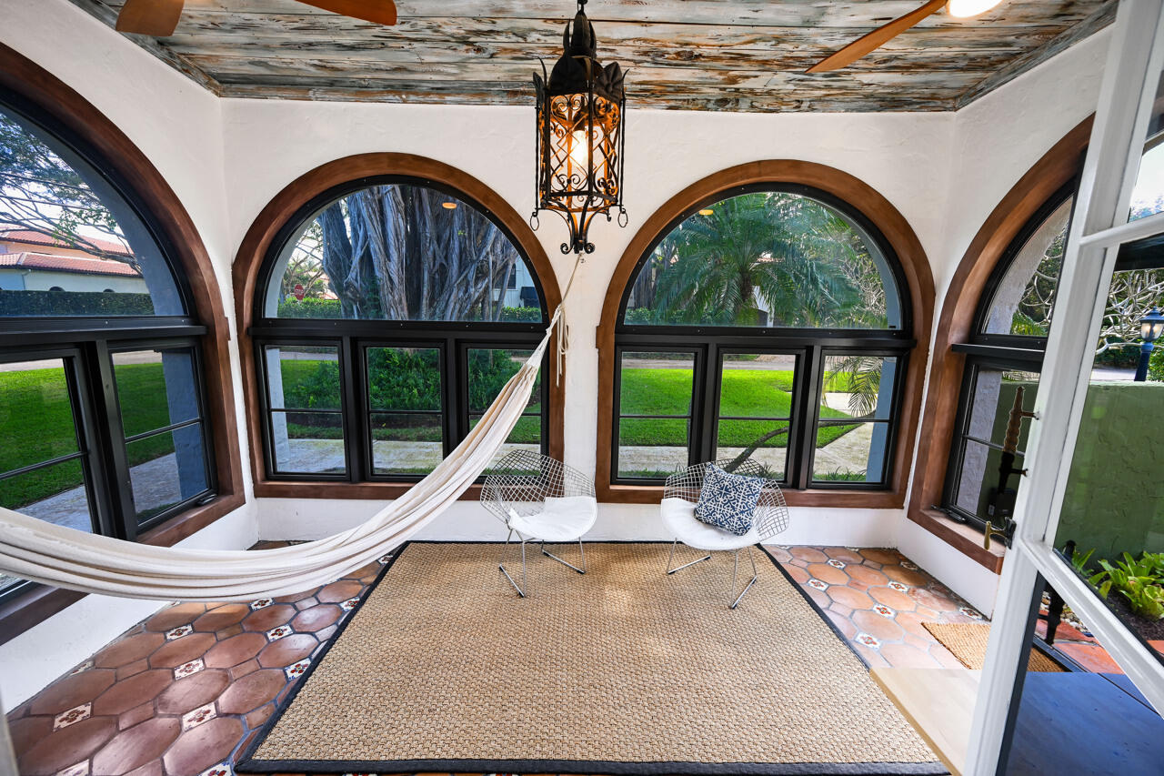 801 Hibiscus Street